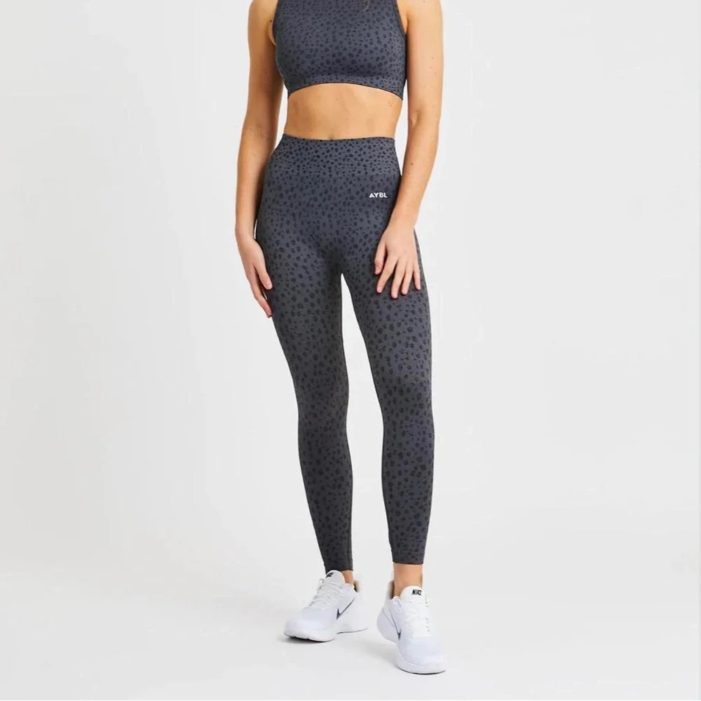 AYBL Women’s Evolve Speckle Seamless Leggings in Grey OS